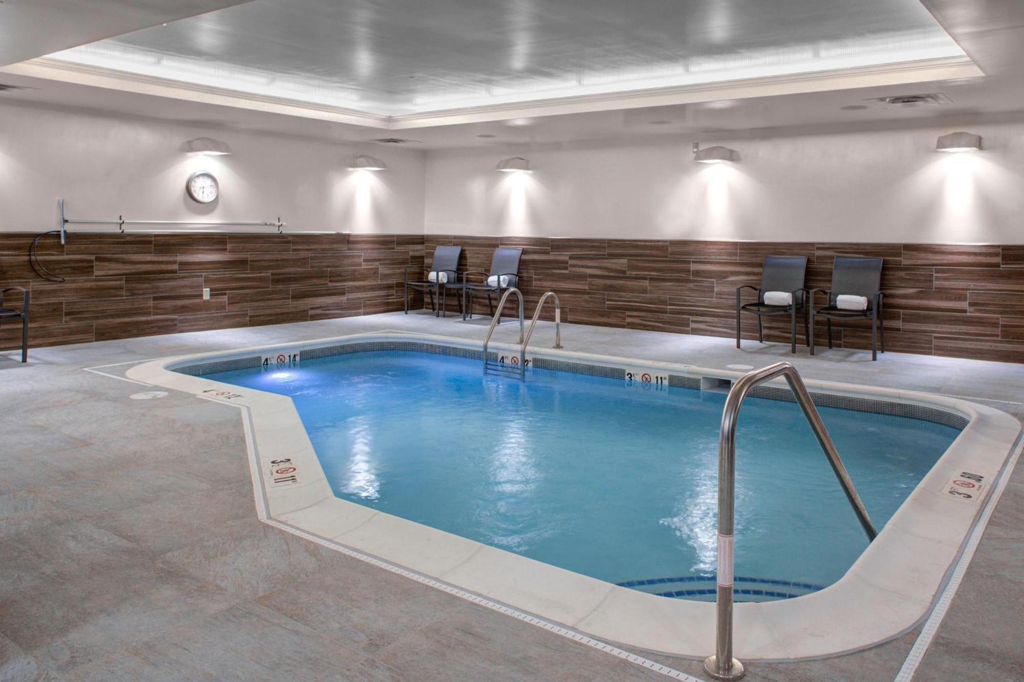 Fairfield Inn & Suites By Marriott Roanoke Salem Zewnętrze zdjęcie